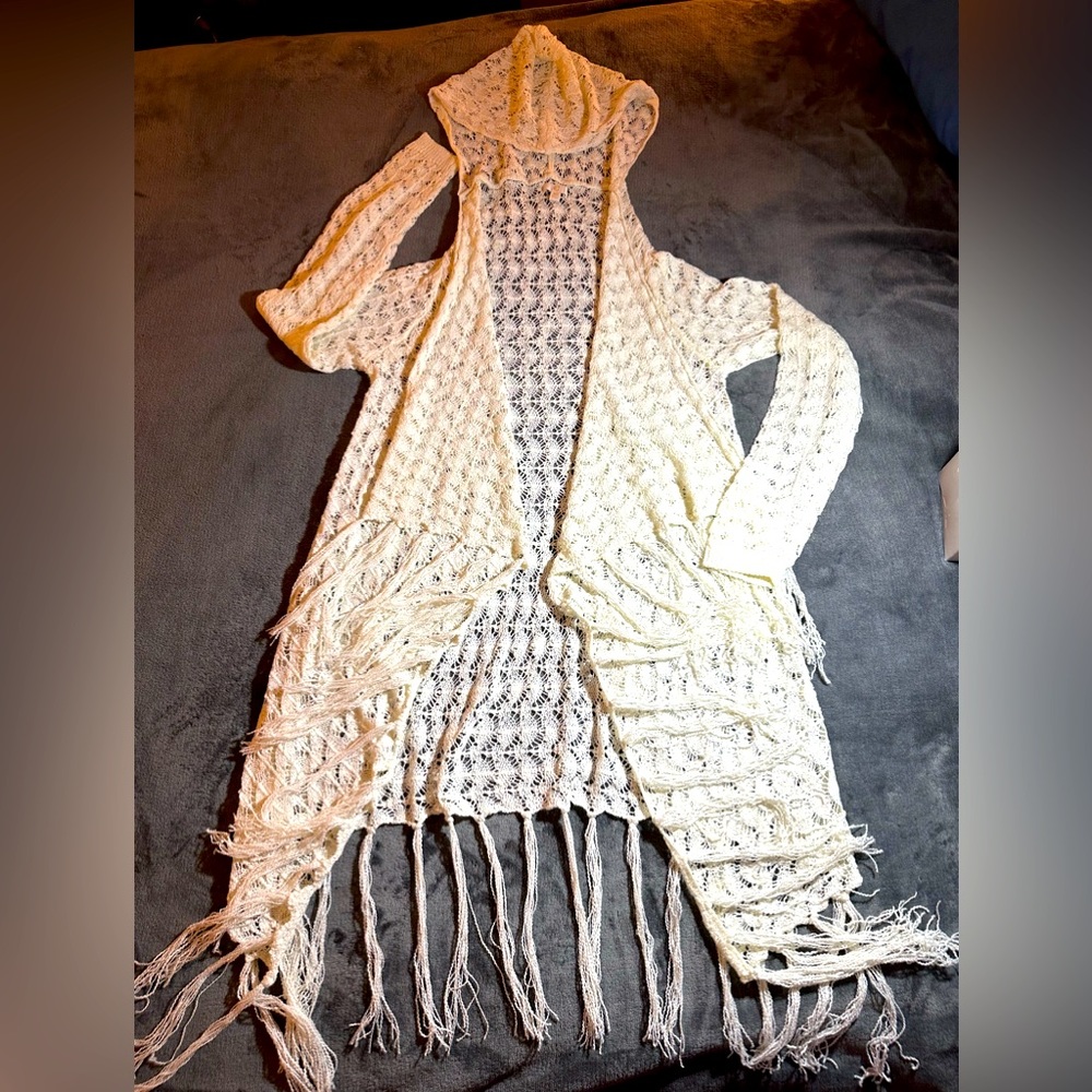 EUC: C BRAND Tasseled Sweater